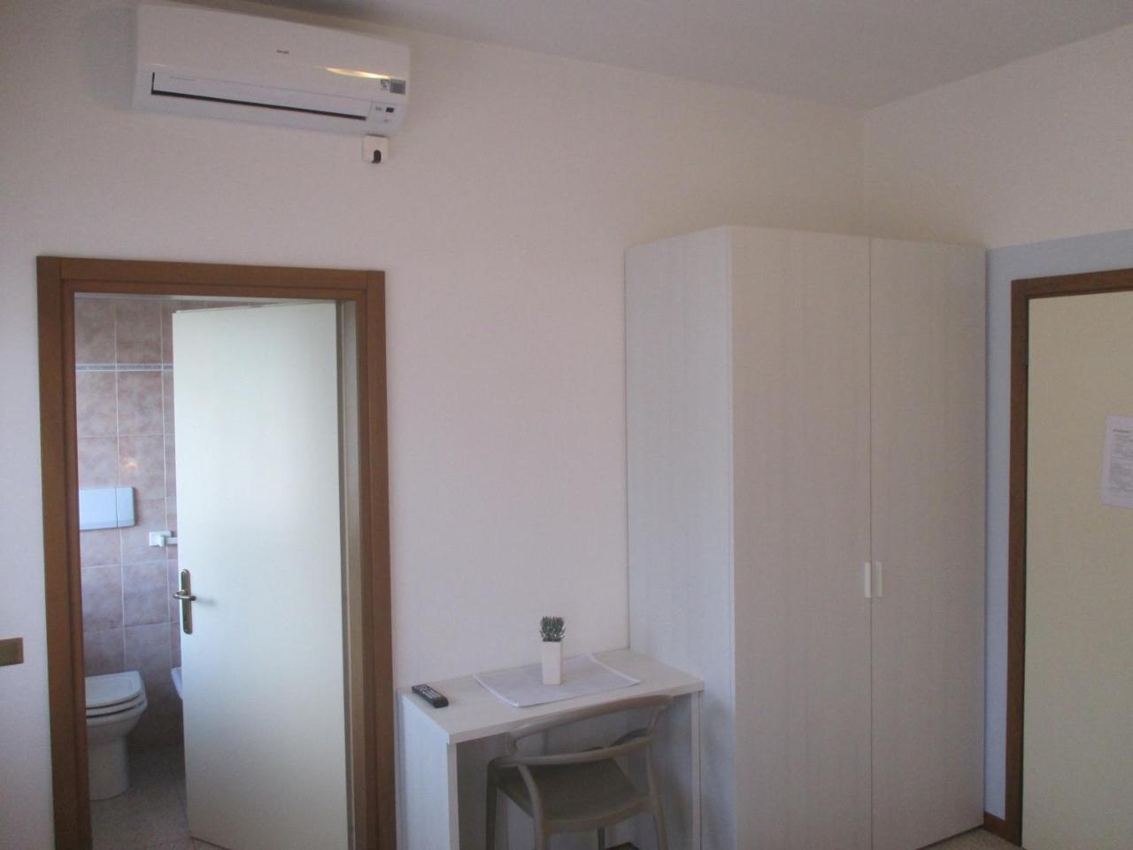 Hotel O'Scugnizzo 2 ベッルーノ エクステリア 写真