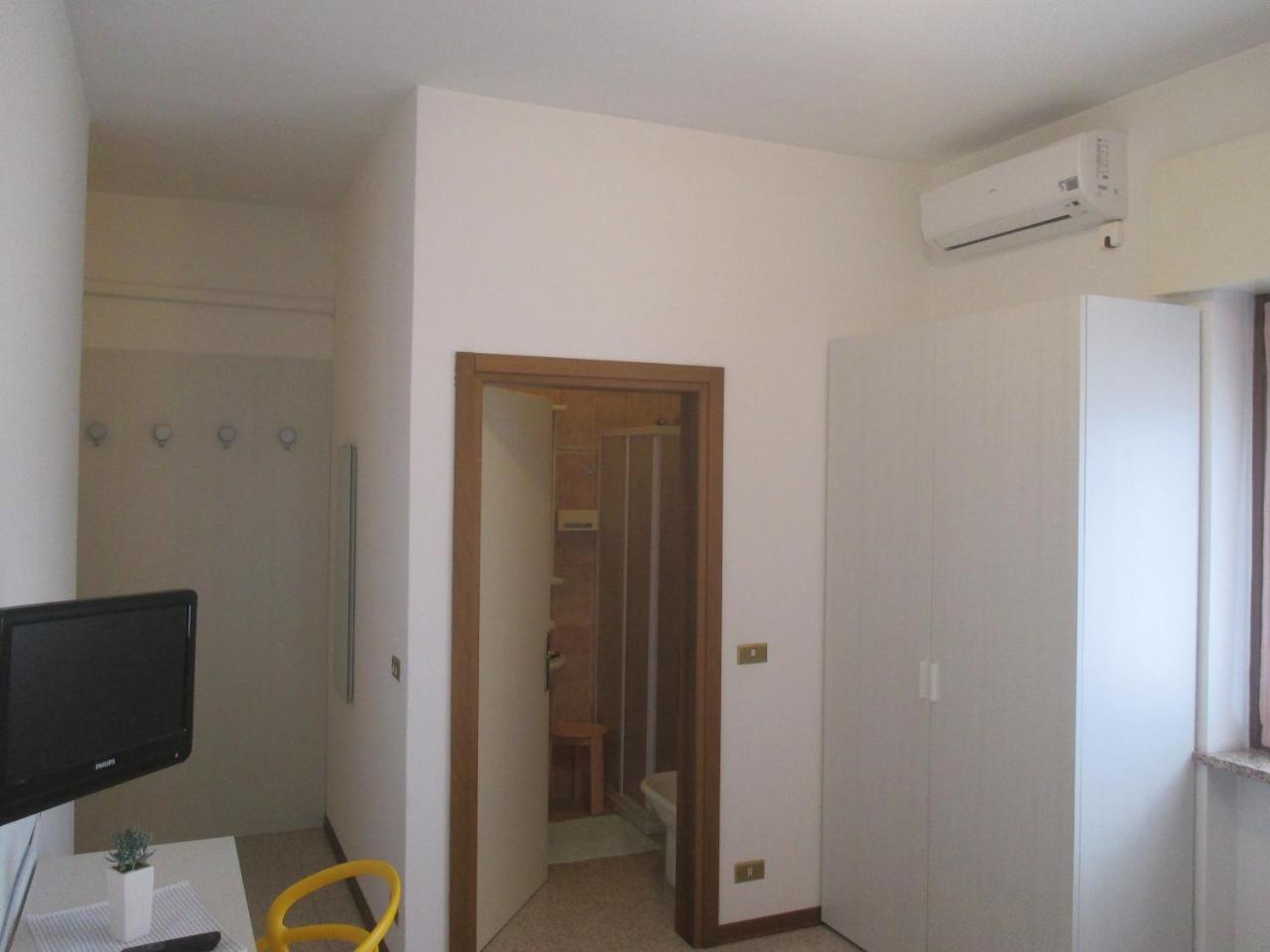 Hotel O'Scugnizzo 2 ベッルーノ エクステリア 写真
